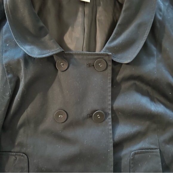 American Eagle women's size 4 distressed military green shorts - Picture 3 of 6